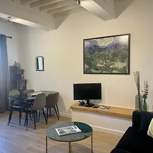  Appartement Renove De Caractere/ Parking Prive France